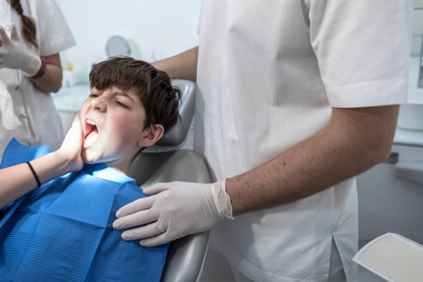 Best Emergency Dental Care for Broken or Chipped Teeth in Tuntutuli, AK